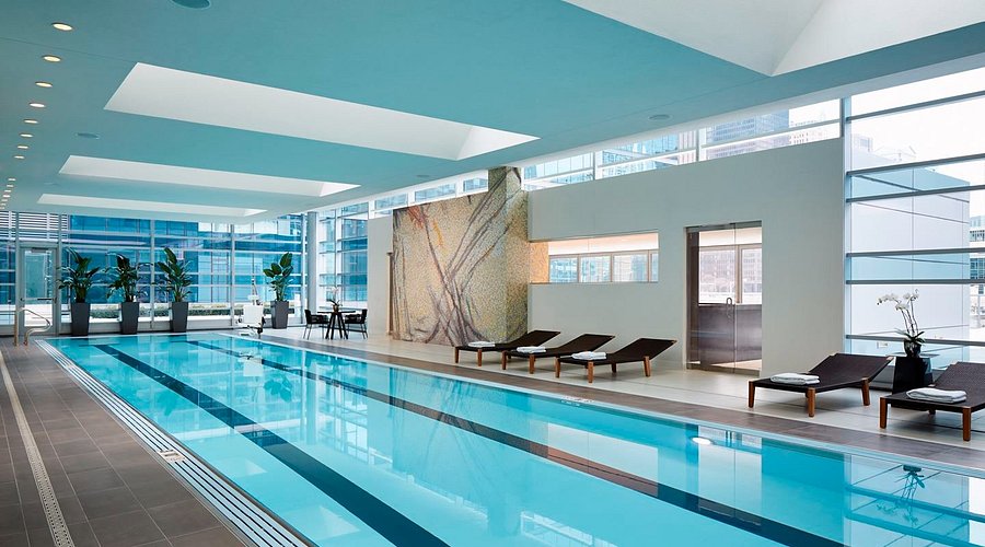 indoor-lap-pool-at-loews